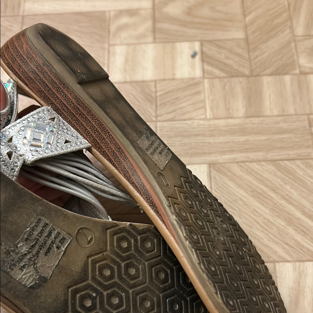 Tan Silver Thong Sandals - Picture 6 of 8